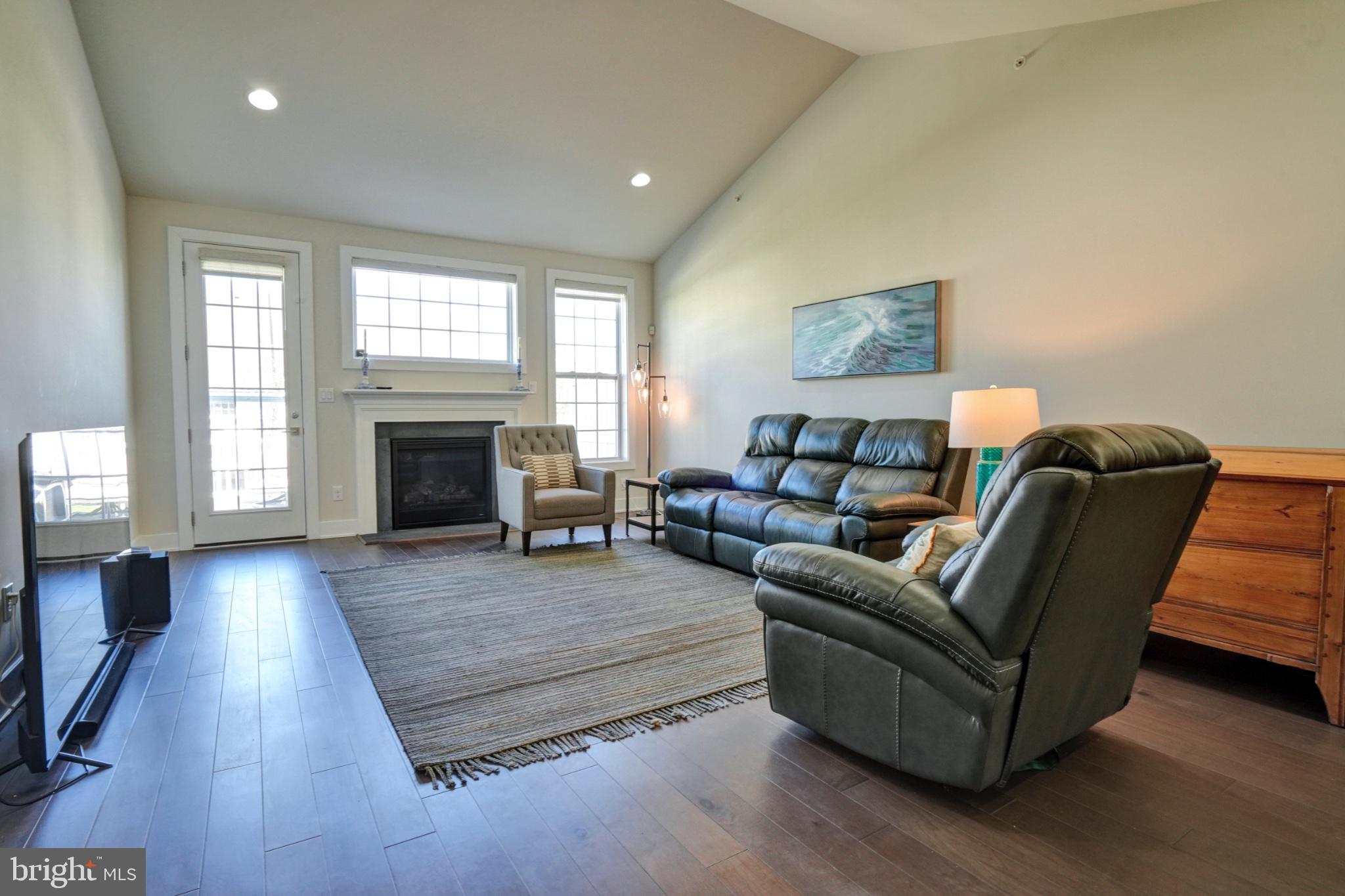 WHITE SPRINGS AT PROVIDENCE - Residential