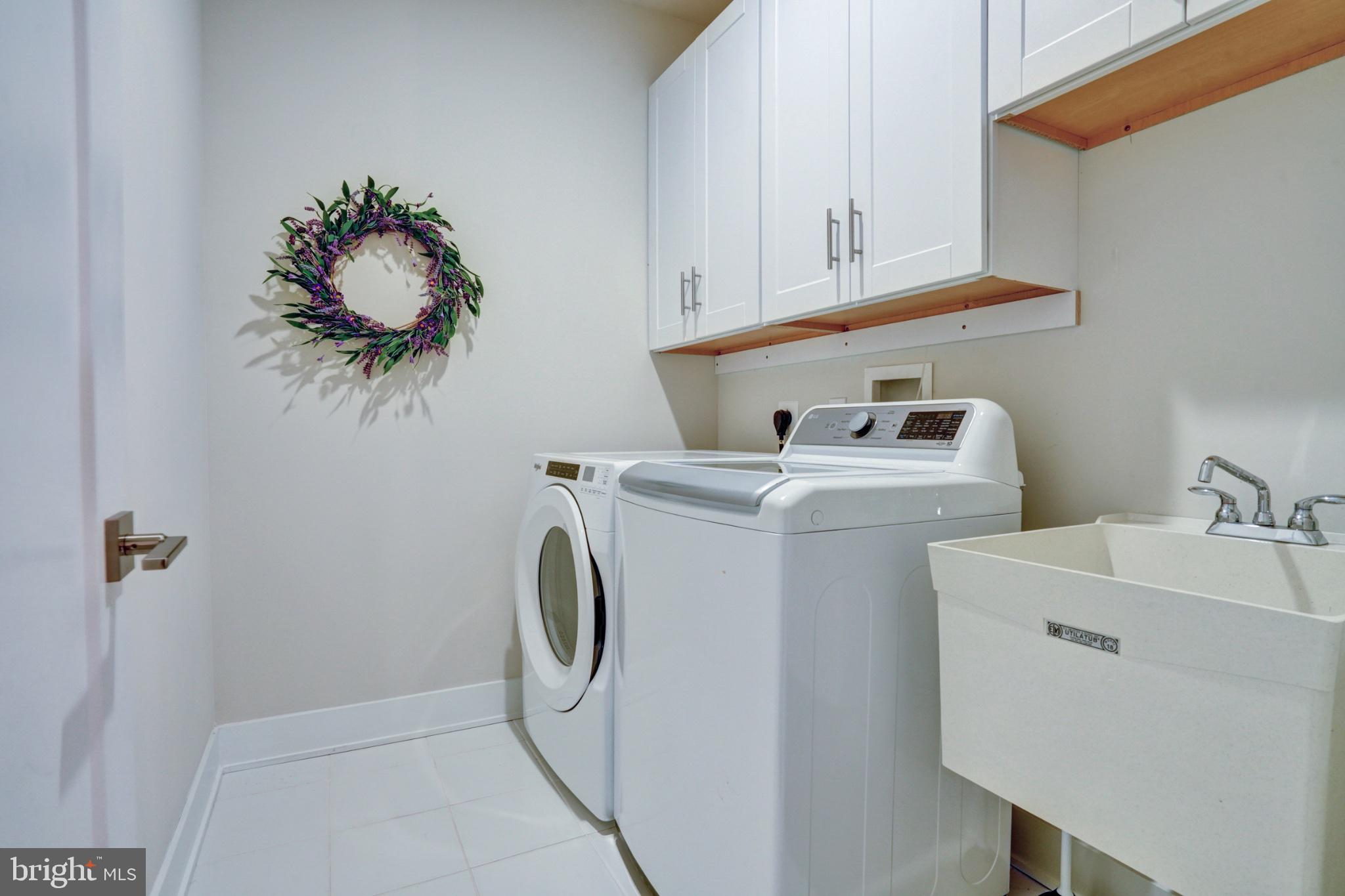 WHITE SPRINGS AT PROVIDENCE - Residential