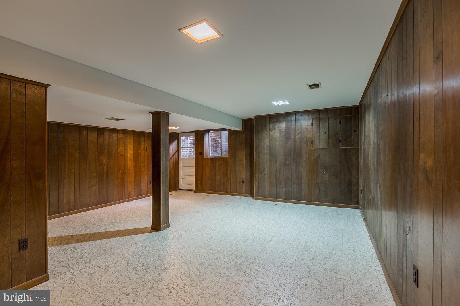 GEORGETOWN WOODS - Residential