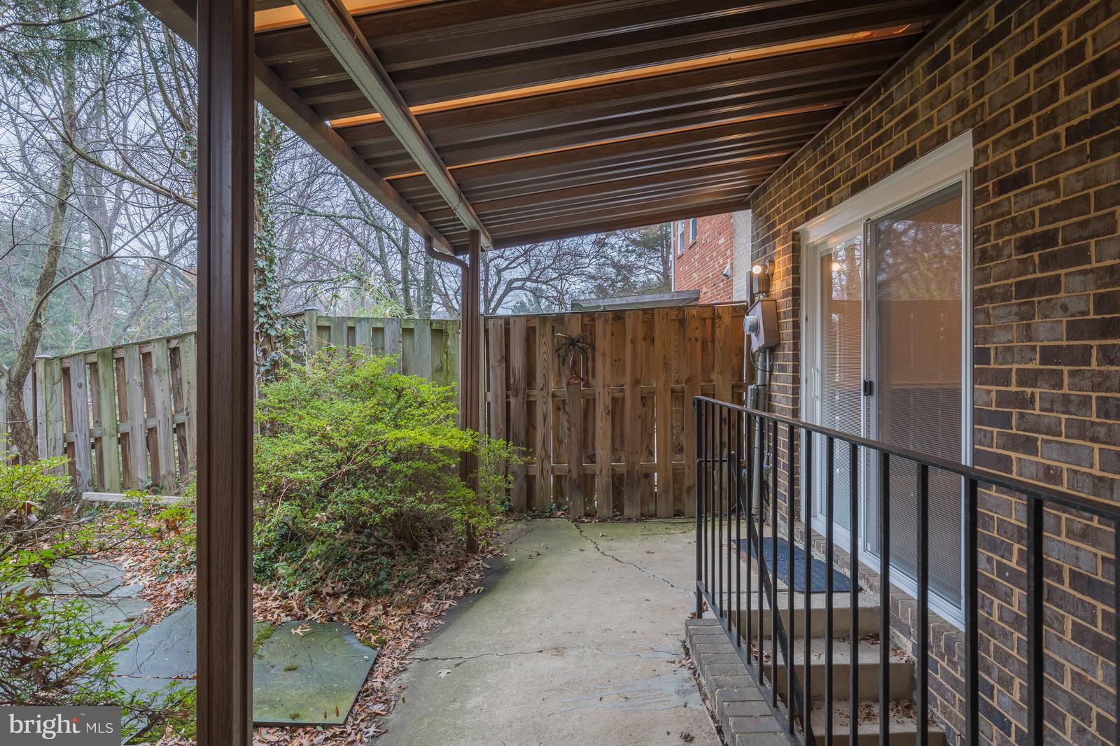 GEORGETOWN WOODS - Residential