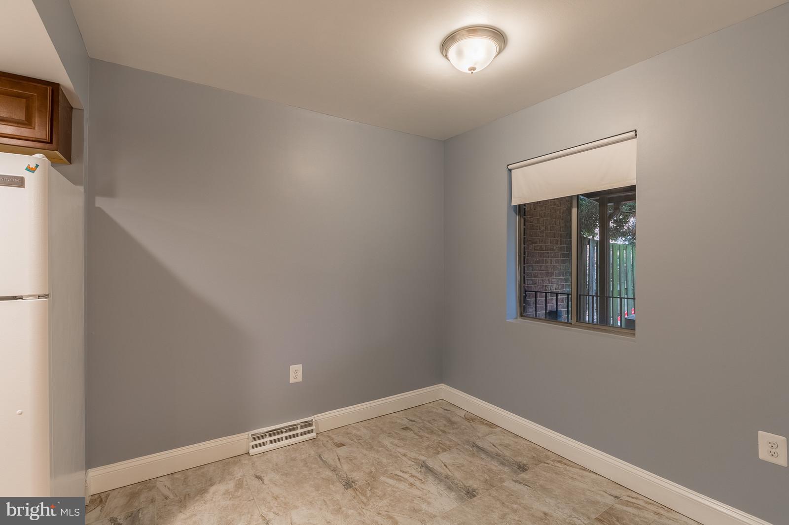 GEORGETOWN WOODS - Residential