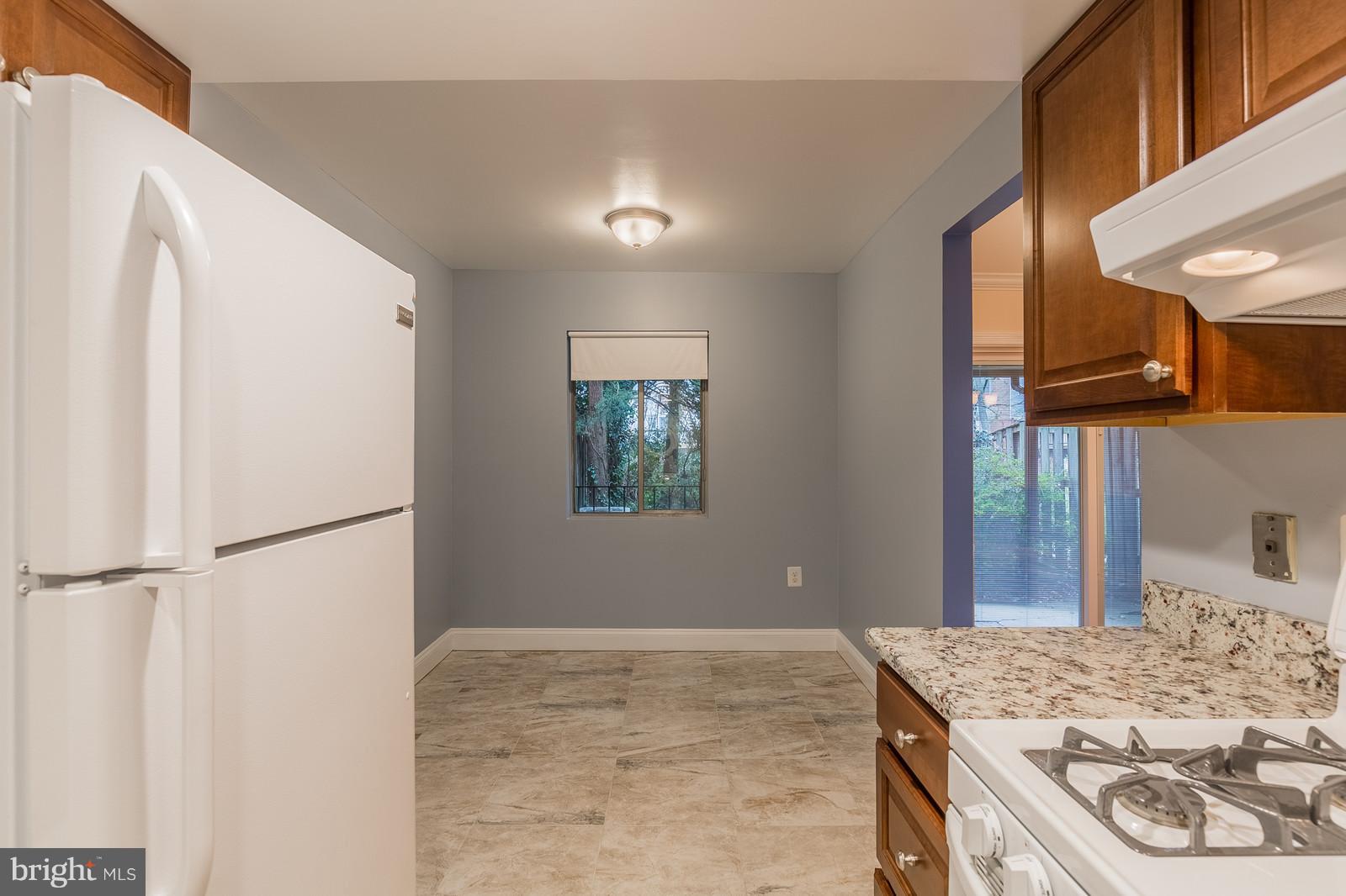 GEORGETOWN WOODS - Residential