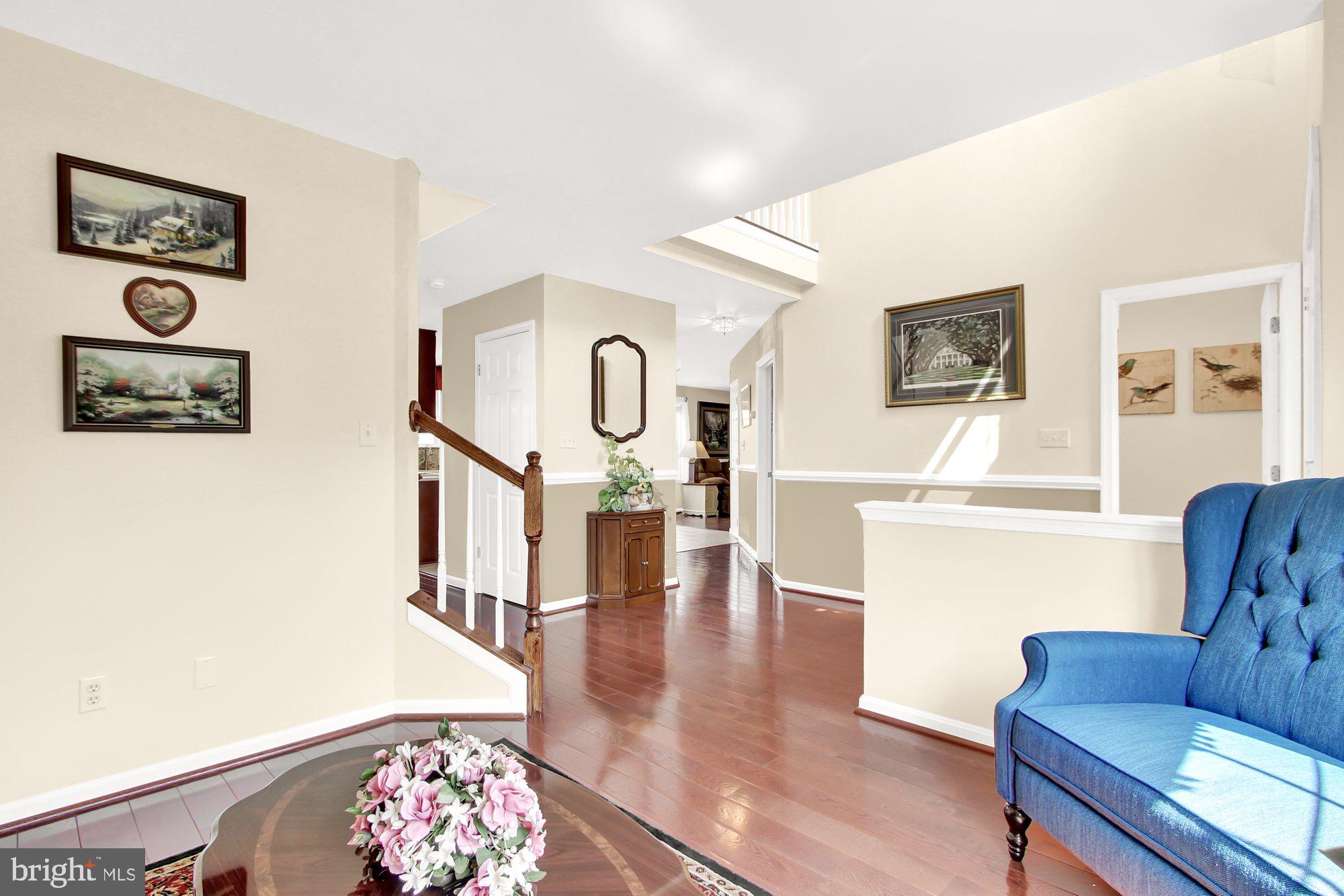 HENDERSON MANOR - Residential