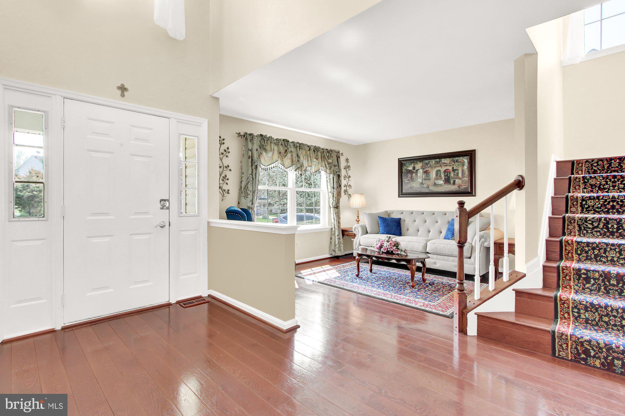 HENDERSON MANOR - Residential