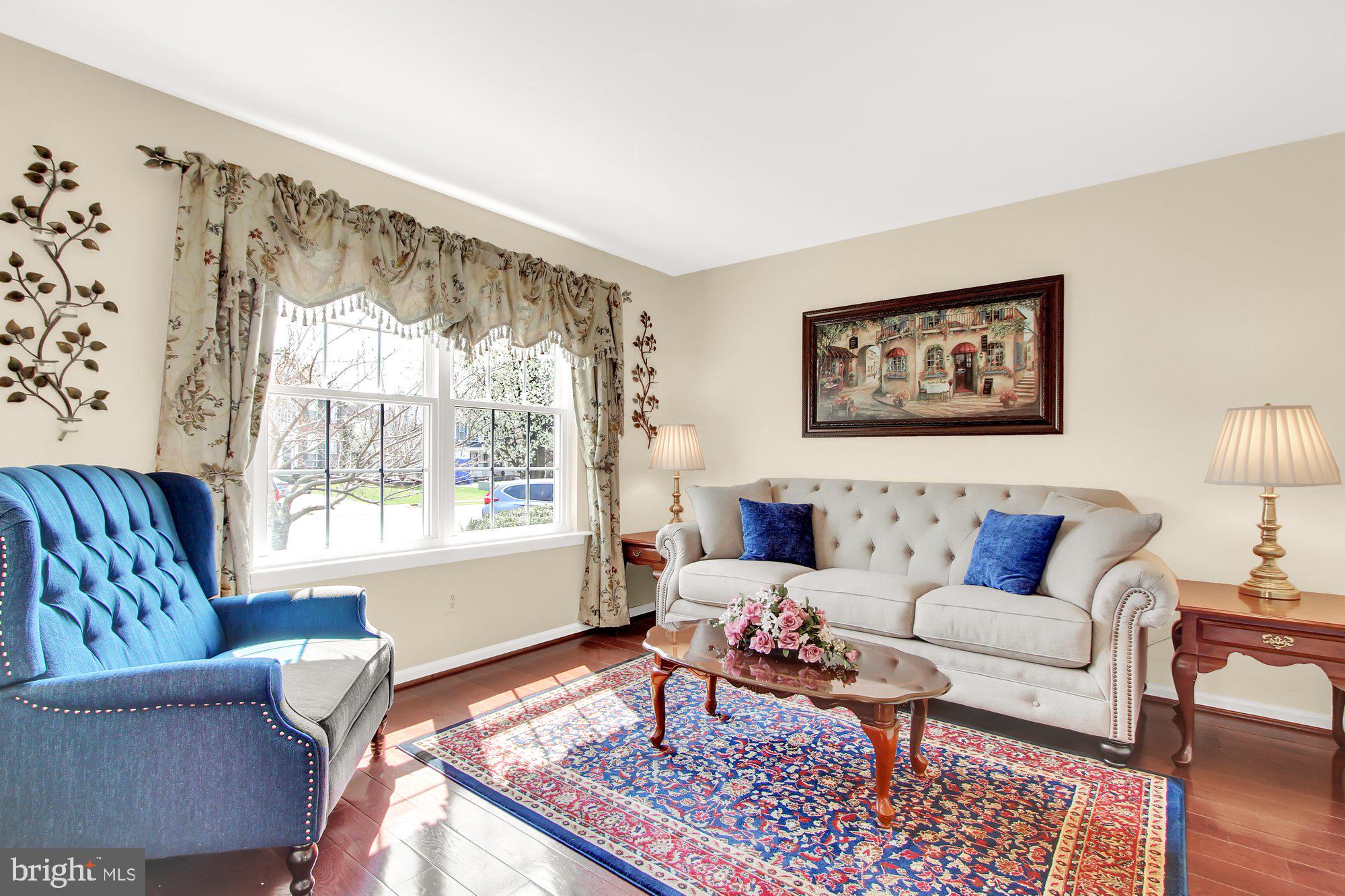 HENDERSON MANOR - Residential