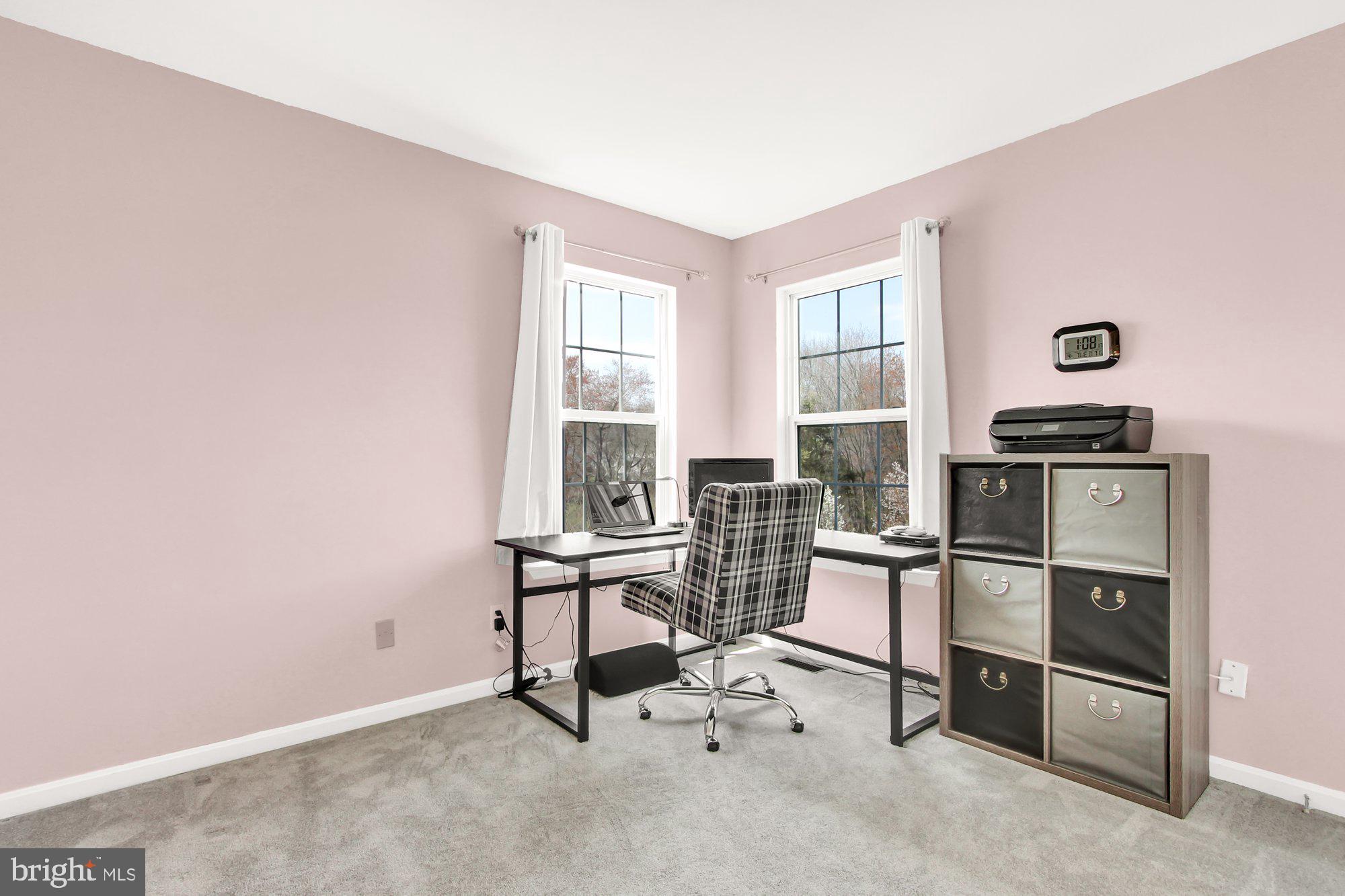 HENDERSON MANOR - Residential