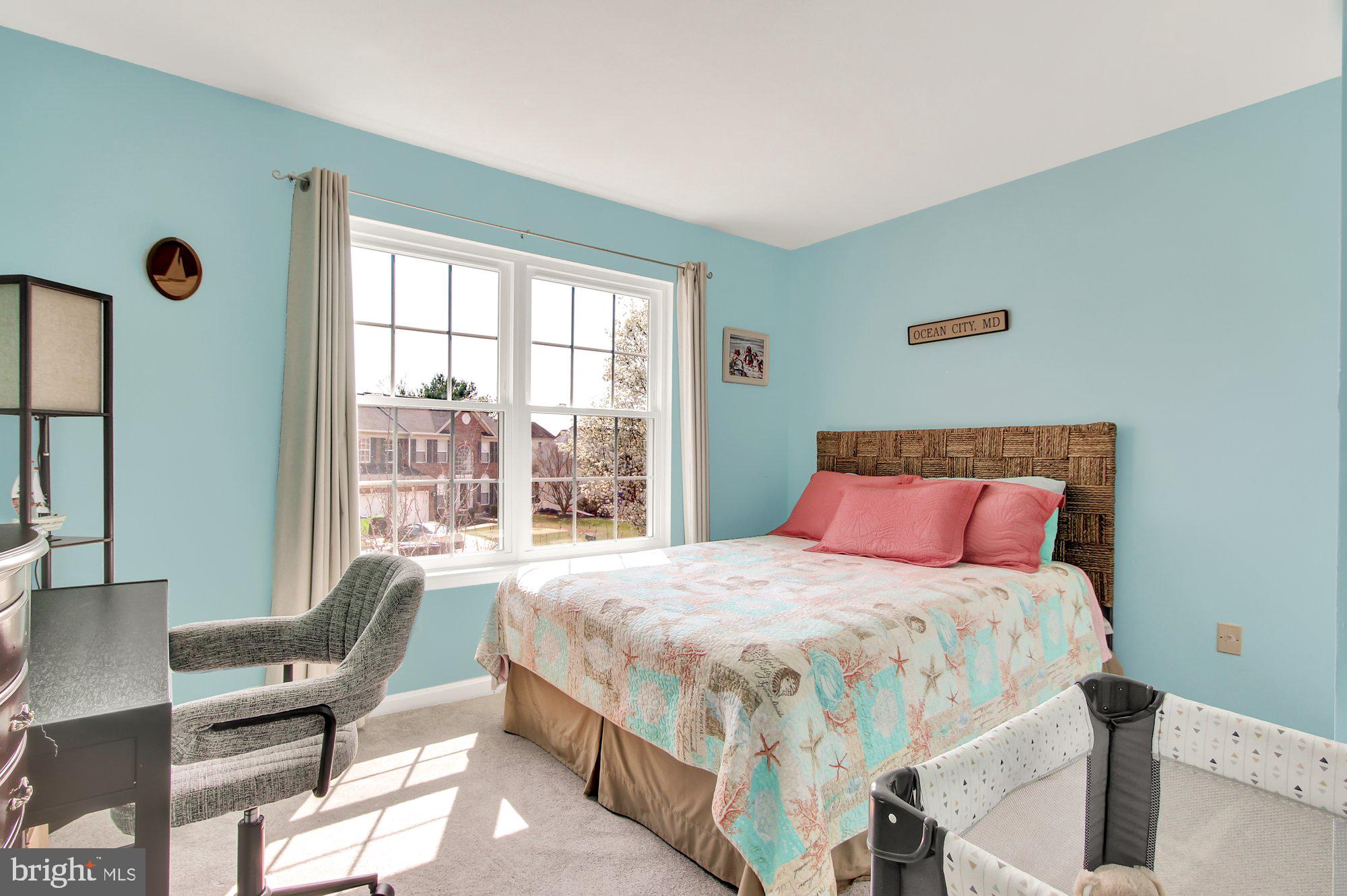 HENDERSON MANOR - Residential