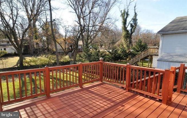 MCLEAN MANOR - Residential Lease