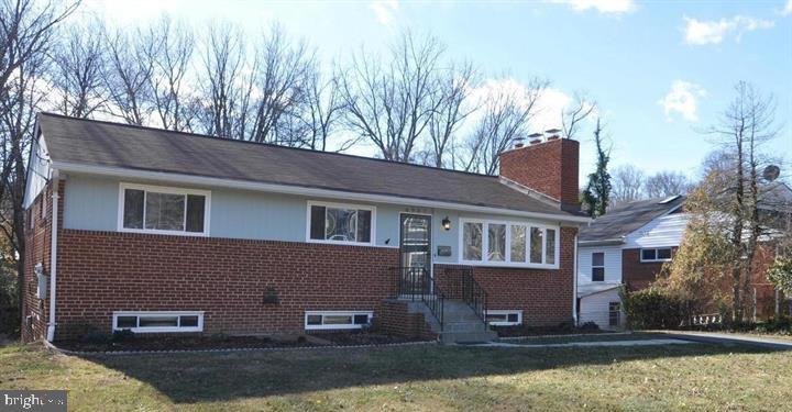 MCLEAN MANOR - Residential Lease