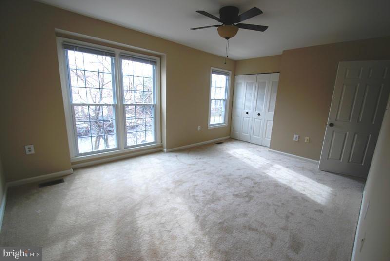 LOFTRIDGE - Residential Lease