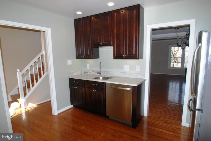 LOFTRIDGE - Residential Lease