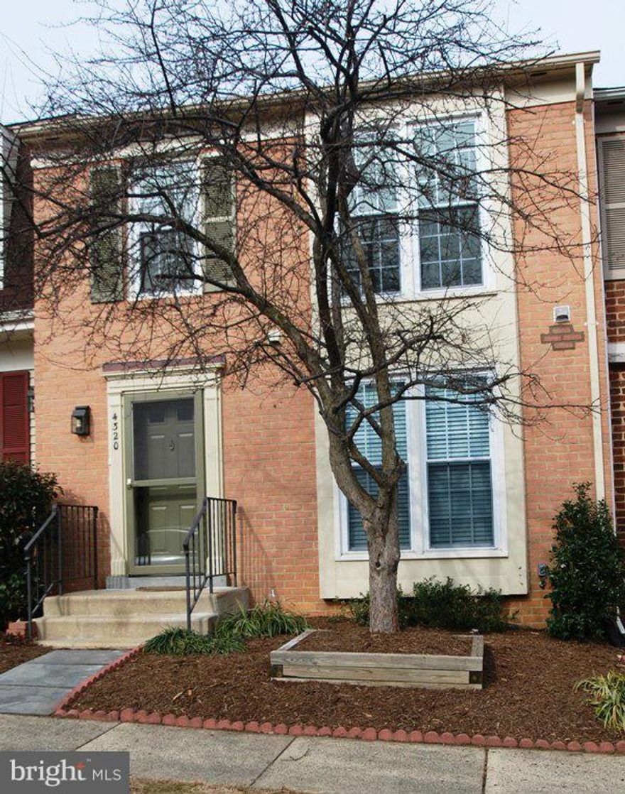 Completely Remodeled in 2011.  Great Townhouse in close-in Fairfax County.  3 Bedrooms, 2 full baths, 2 half baths, 3 finished levels with walkout basement and rear fenced yard. 42" kitchen cabinets, granite counters, hardwood floors, newer bathroom vanities and tile. Near 2 metro stations. Close to Old Town and Kingstowne! Easy commute to Ft. Belvoir and Pentagon. Available Jan 1st.