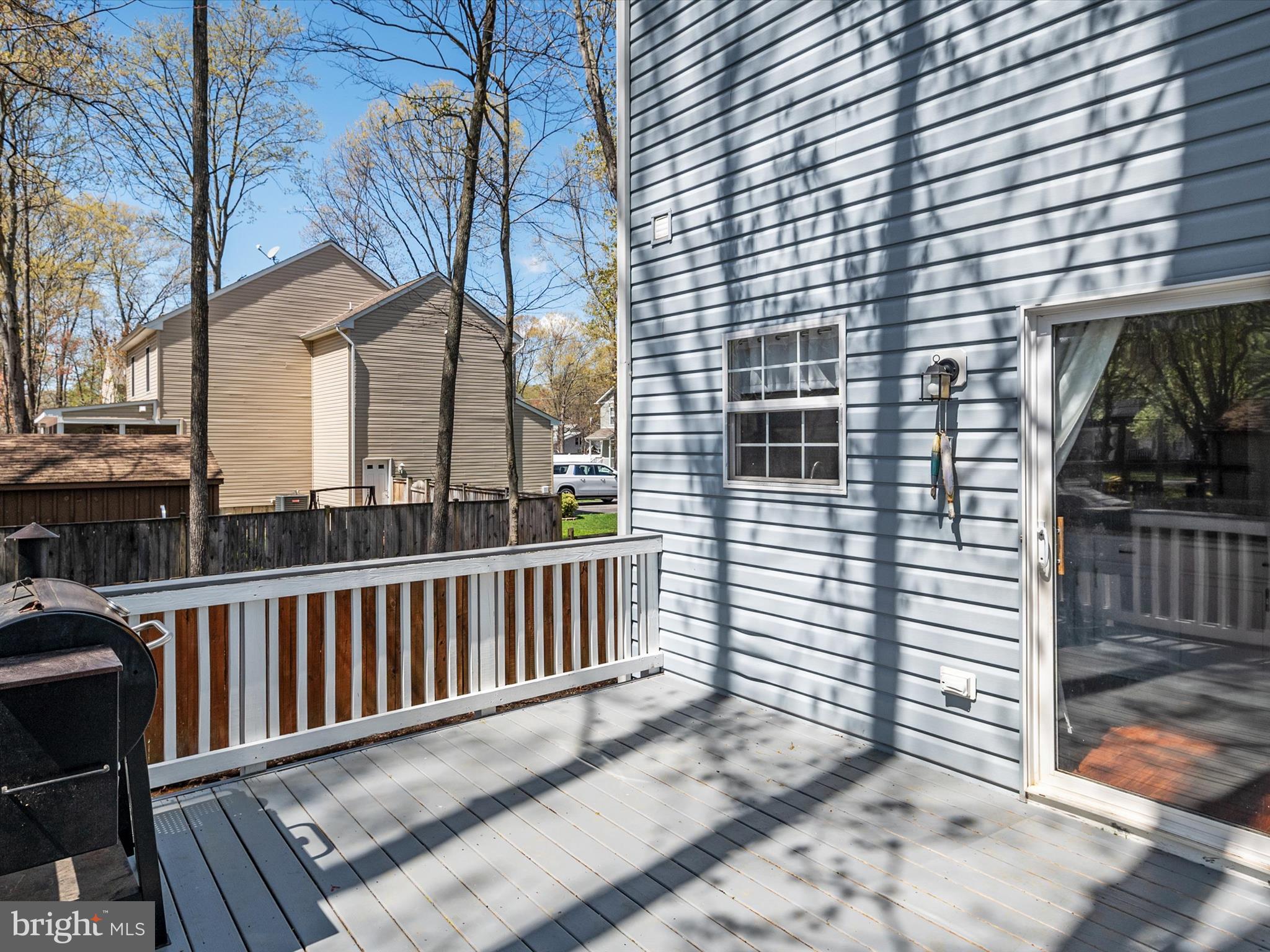 AVALON SHORES - Residential