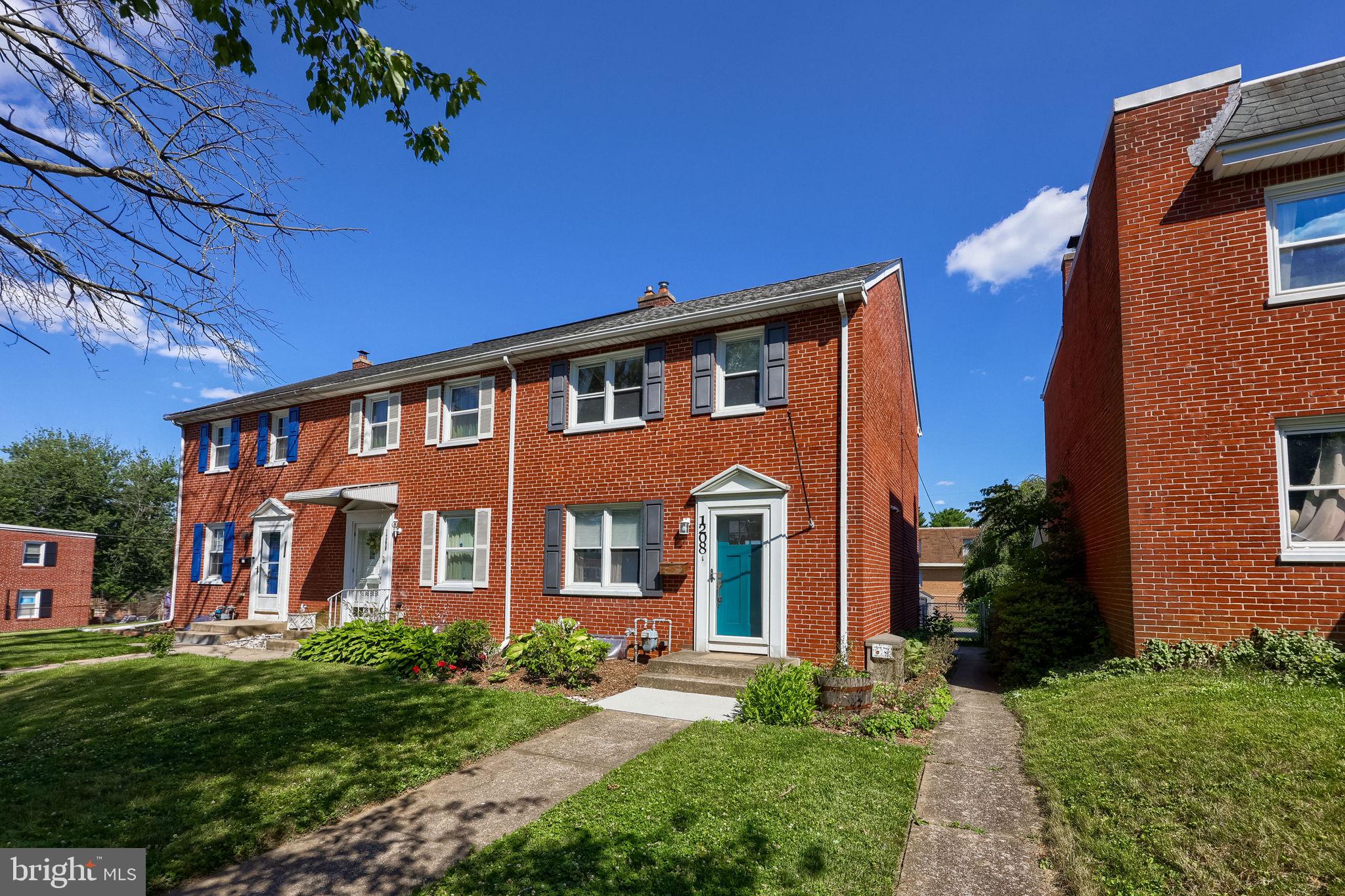 1208 UNION STREET
