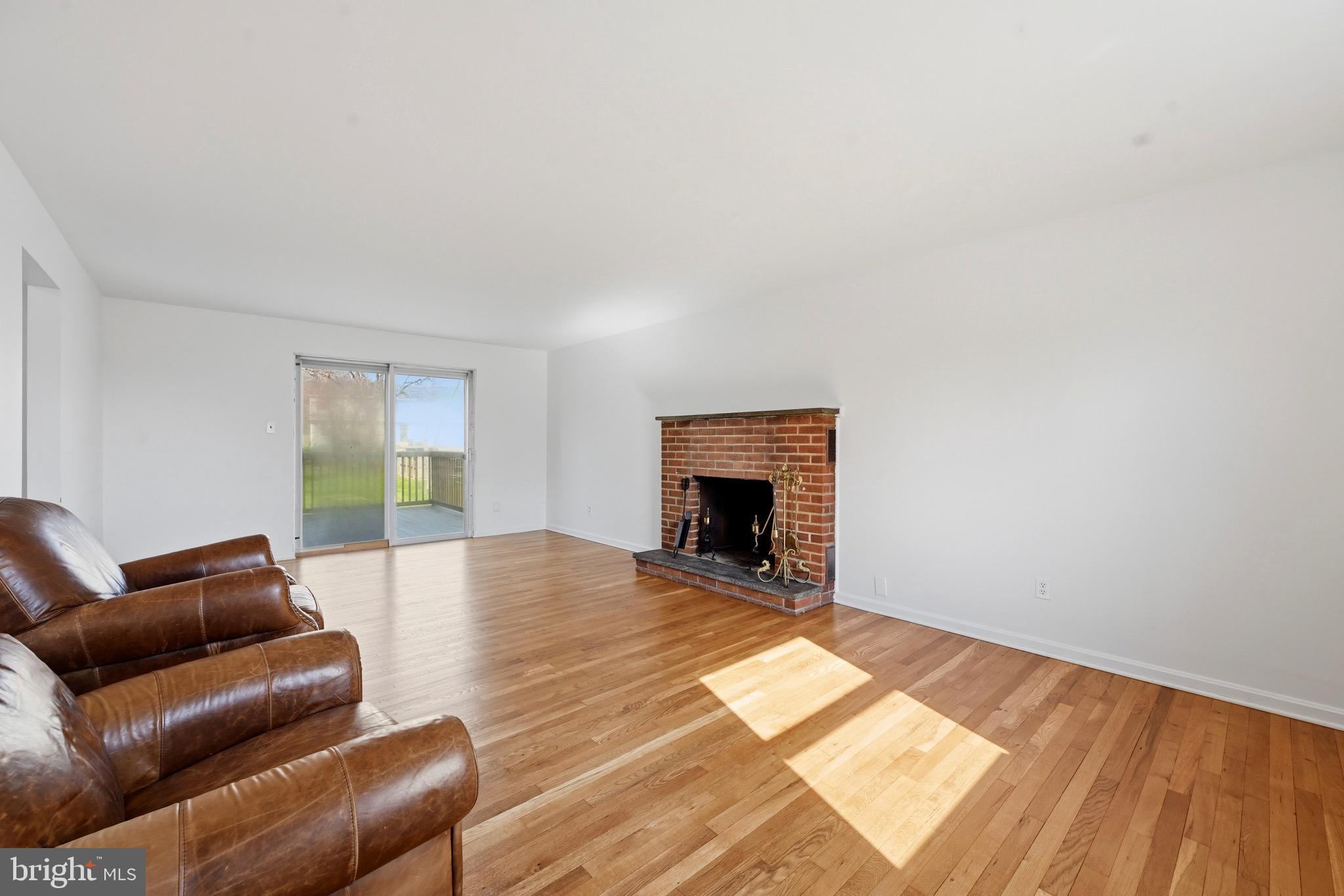 3087 NEW CASTLE AVENUE 1/2