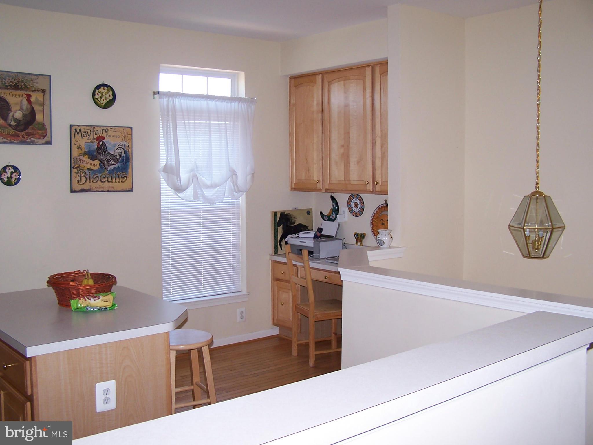 HUNTINGTON GROVE - Residential Lease