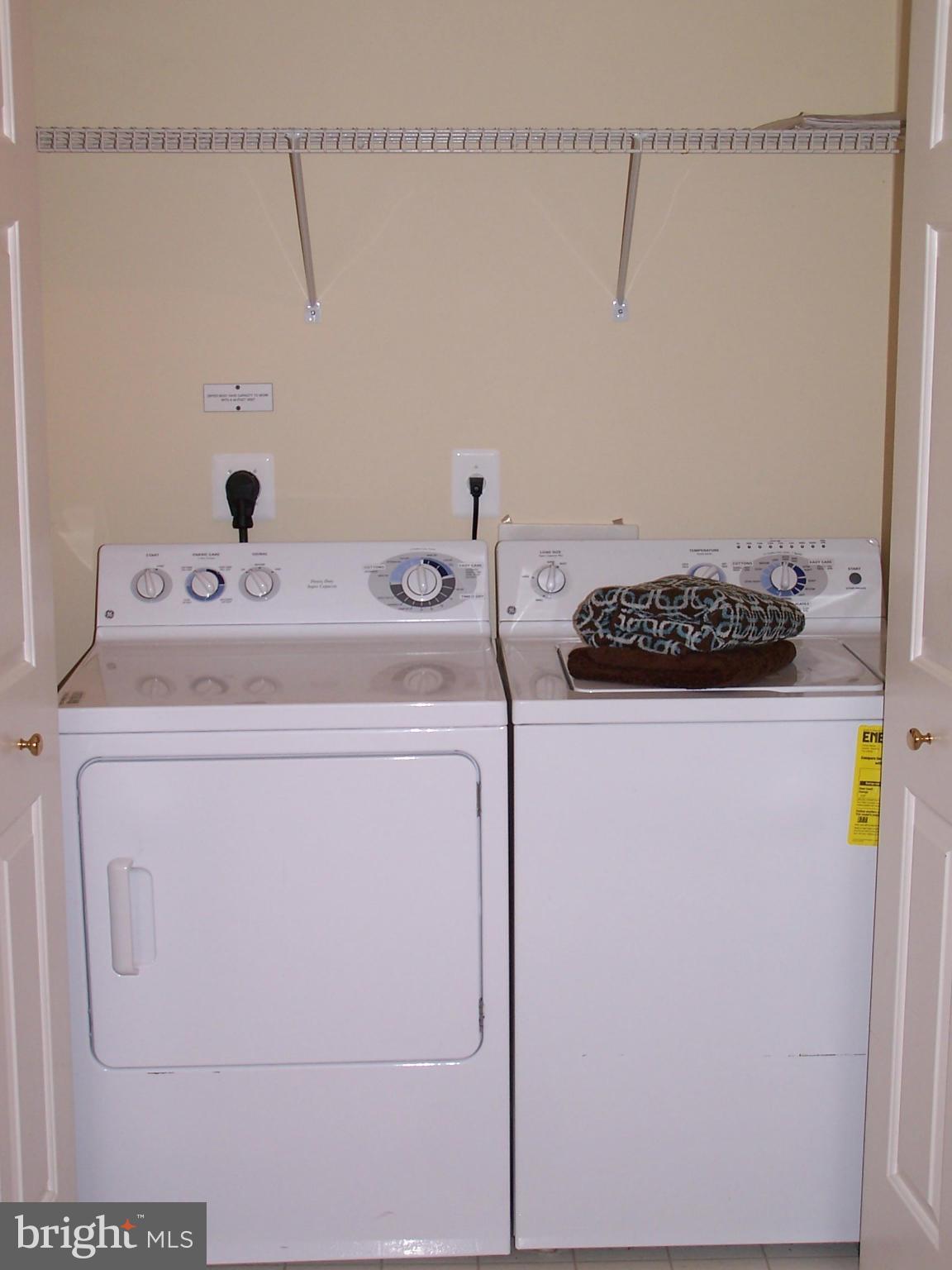 HUNTINGTON GROVE - Residential Lease