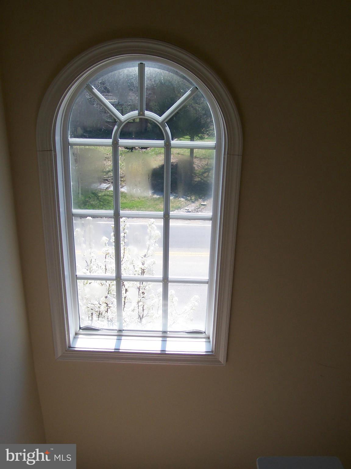 HUNTINGTON GROVE - Residential Lease