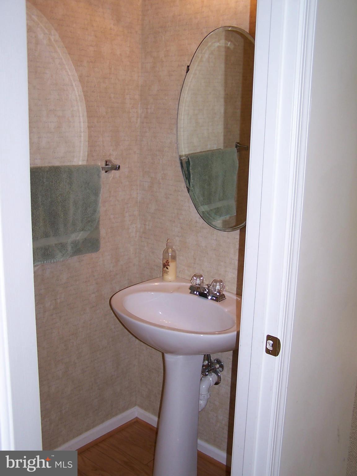 HUNTINGTON GROVE - Residential Lease