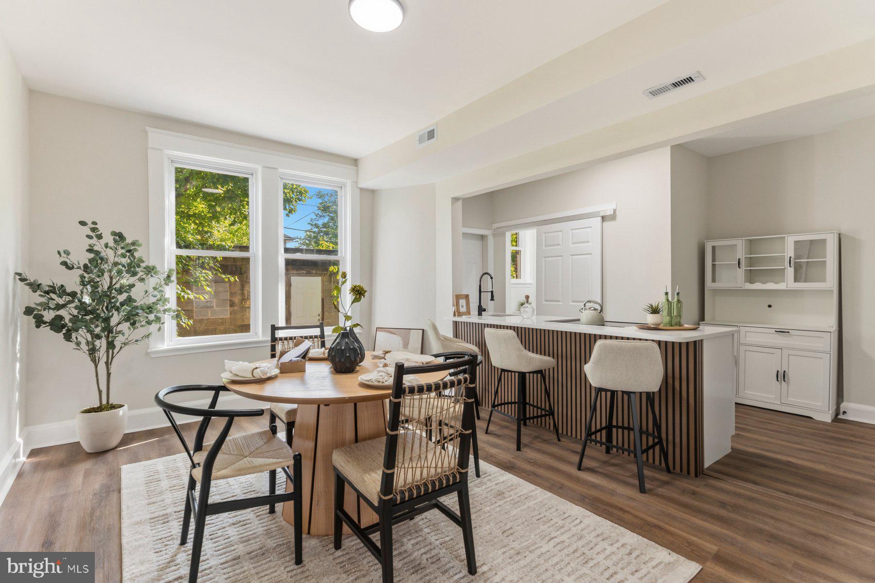 WINSTON GOVANS - Residential