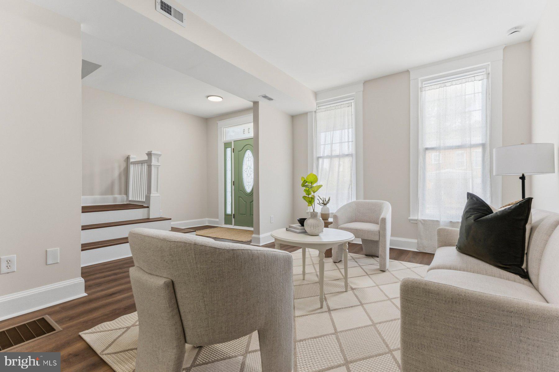 WINSTON GOVANS - Residential
