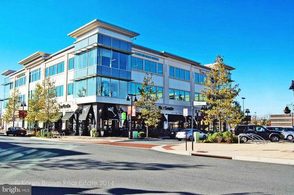 ONE LOUDOUN LAND BAY B - Residential Lease