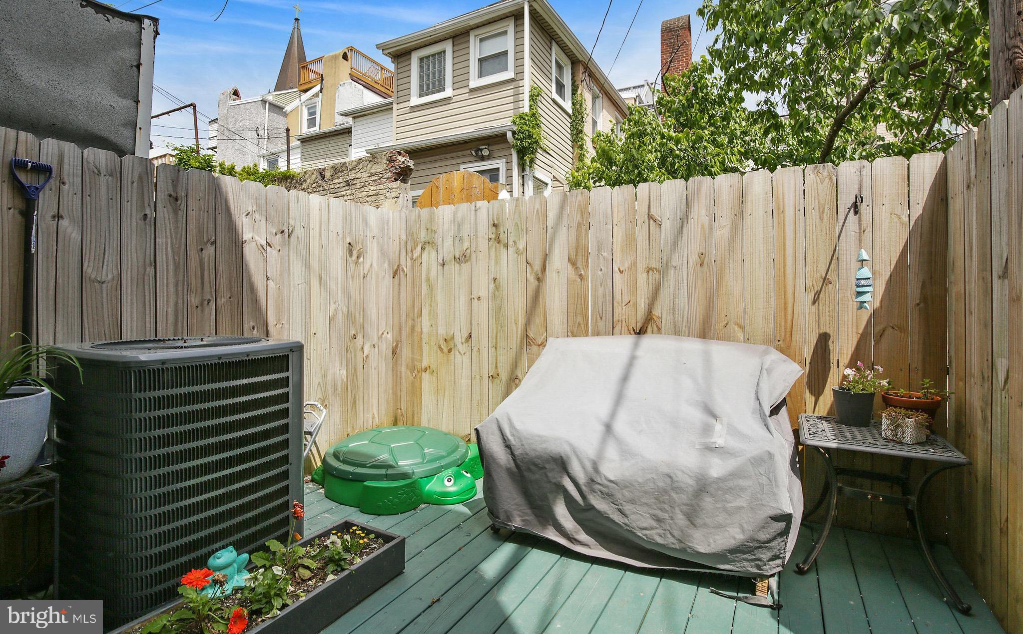 UPPER FELLS POINT - Residential