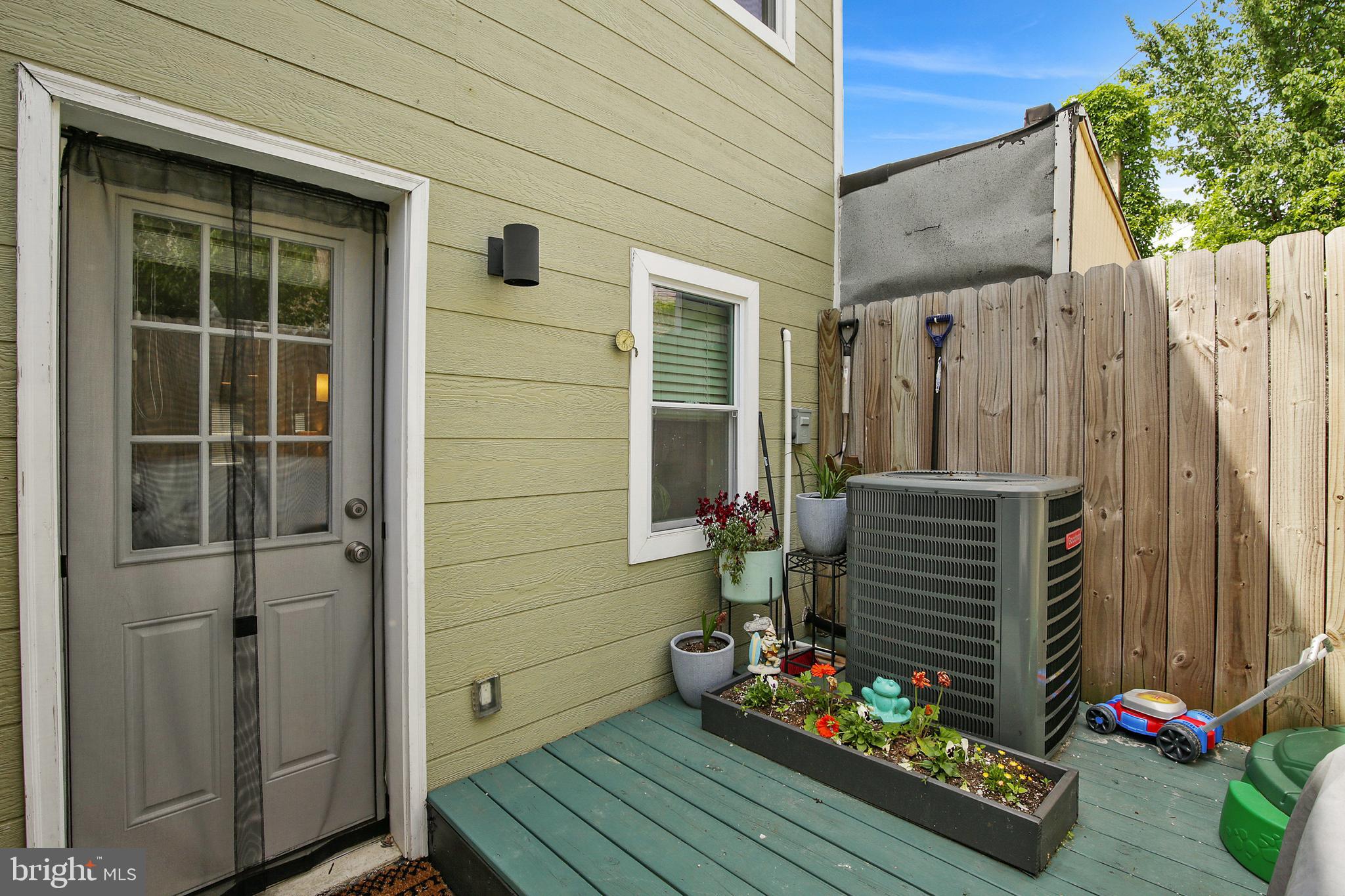 UPPER FELLS POINT - Residential