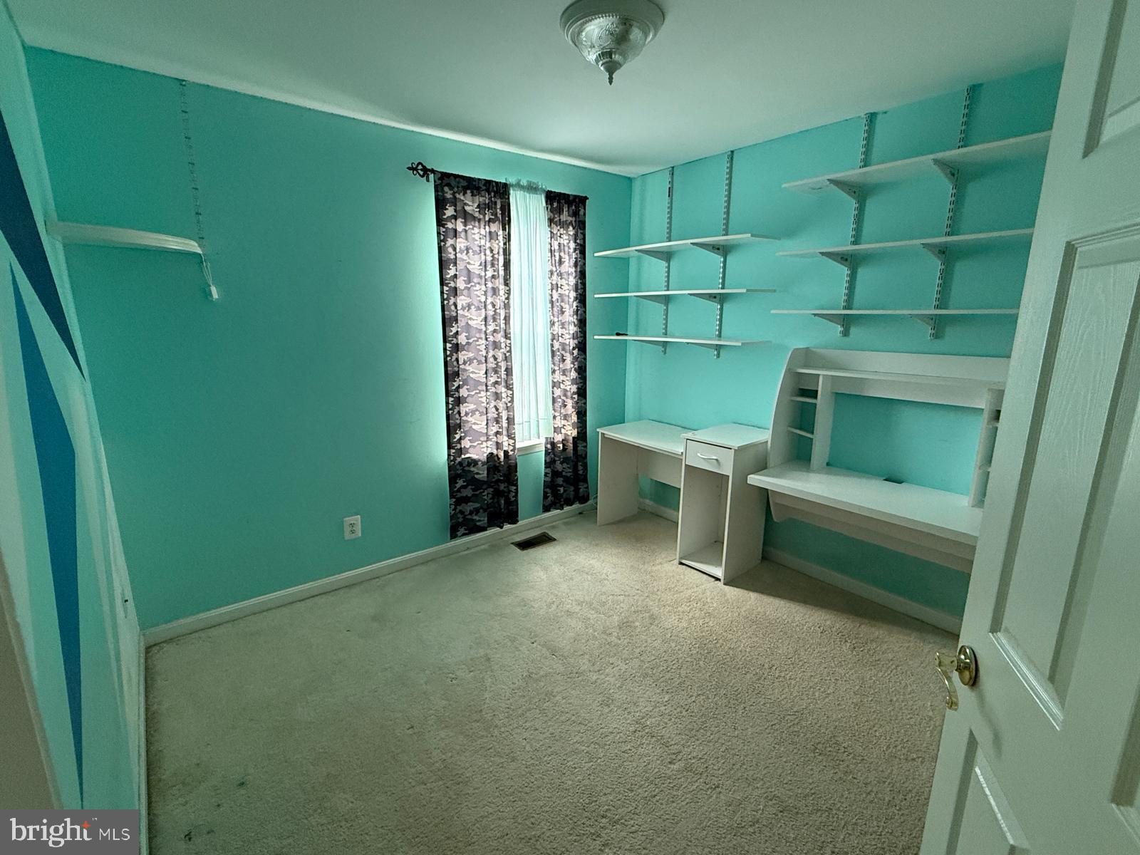 LOWES ISLAND/CASCADES - Residential Lease