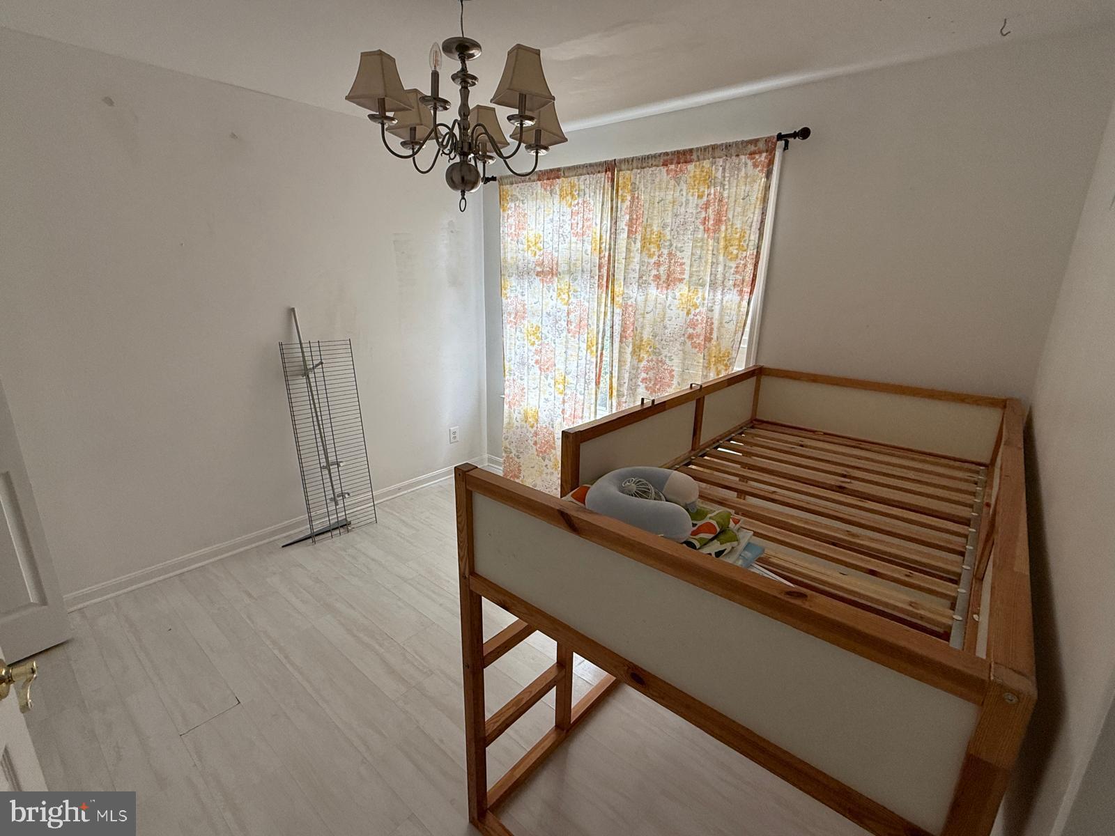 LOWES ISLAND/CASCADES - Residential Lease