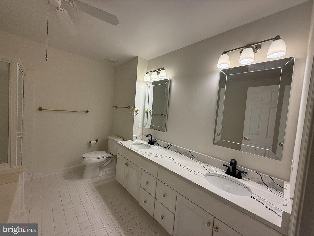 LOWES ISLAND/CASCADES - Residential Lease