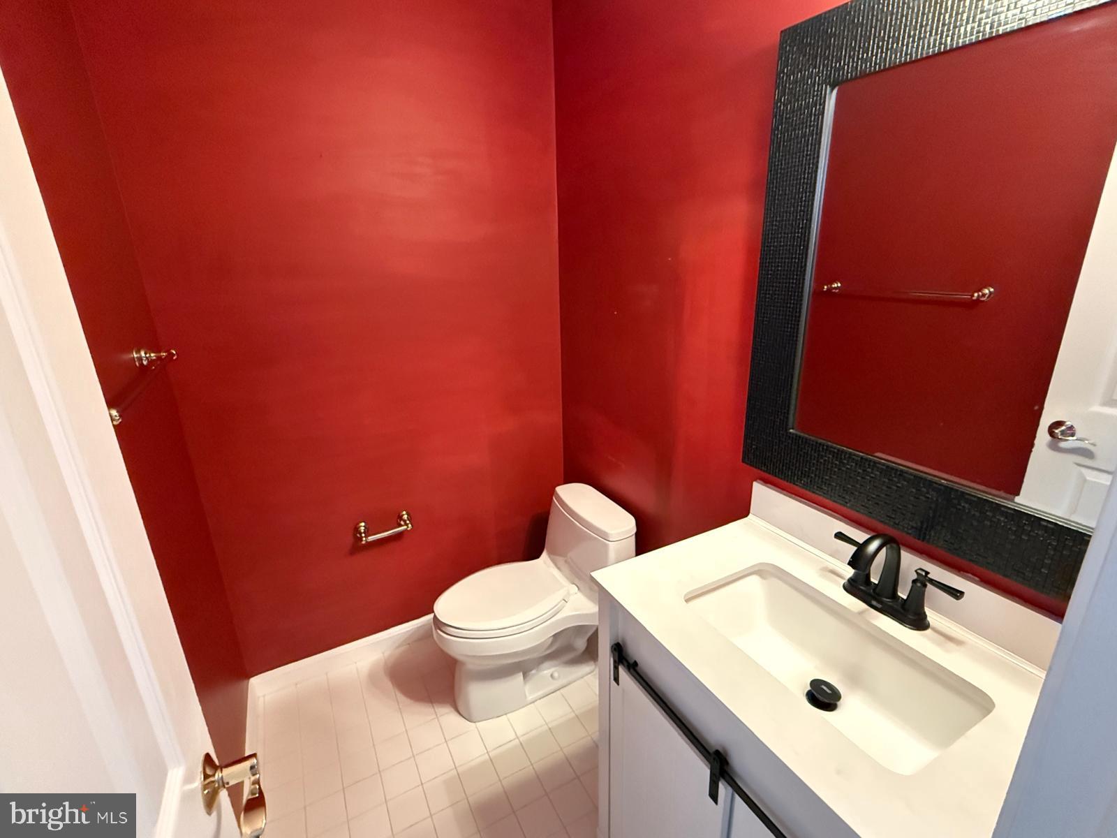 LOWES ISLAND/CASCADES - Residential Lease