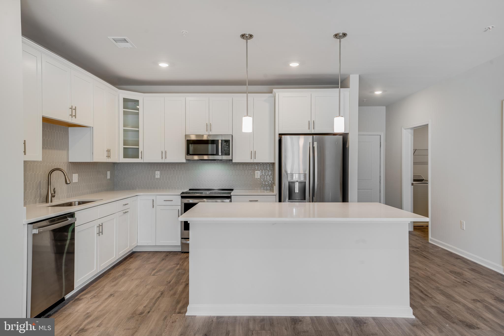 BEECHFIELD MANORS - Residential