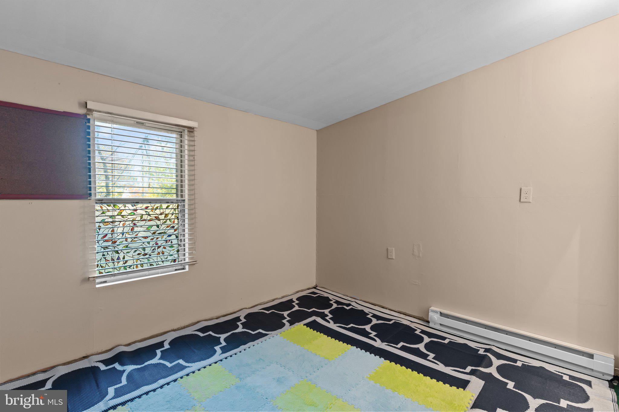 ROCKLEDGE - Residential Lease