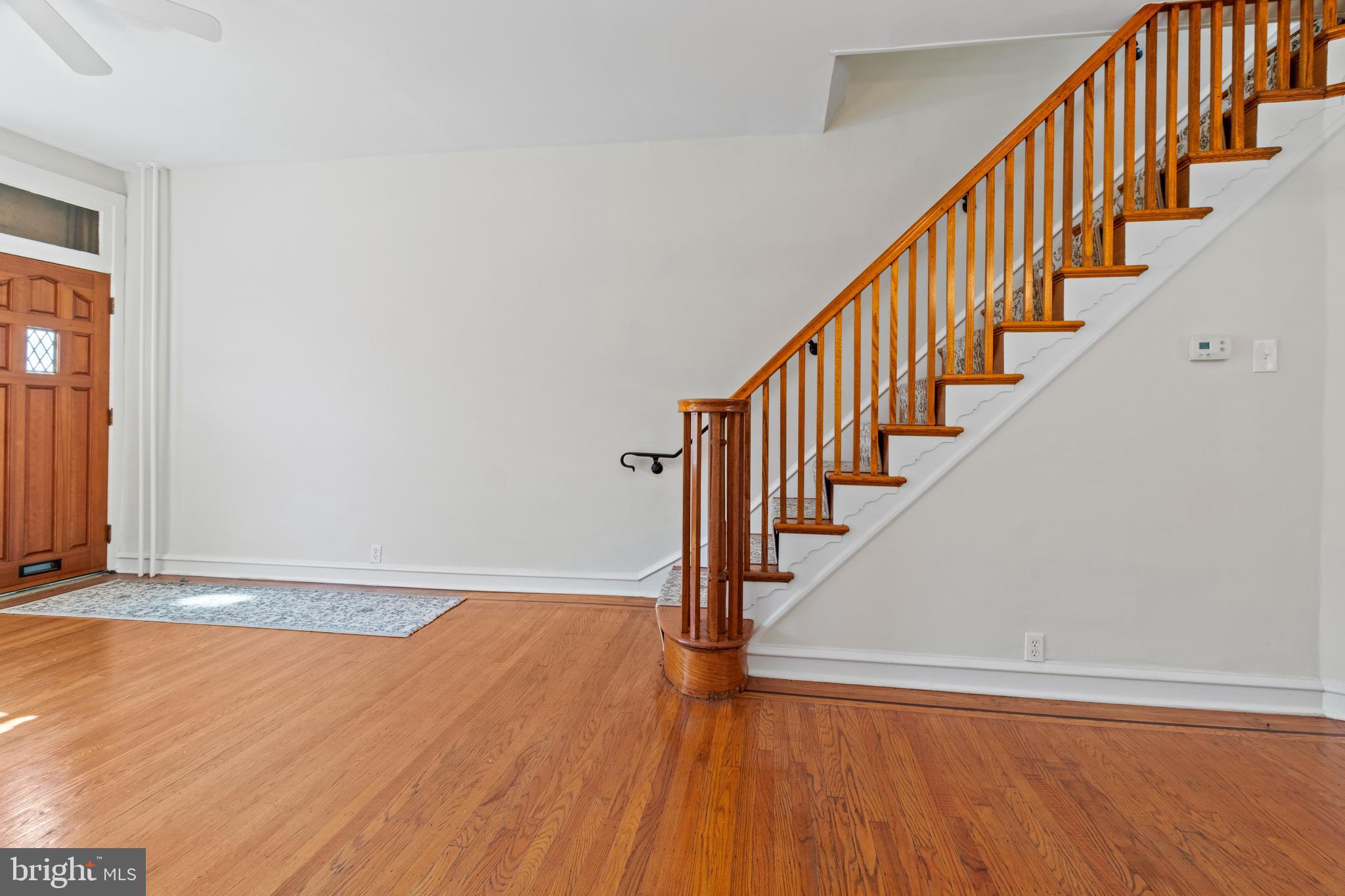 PORT RICHMOND - Residential Lease