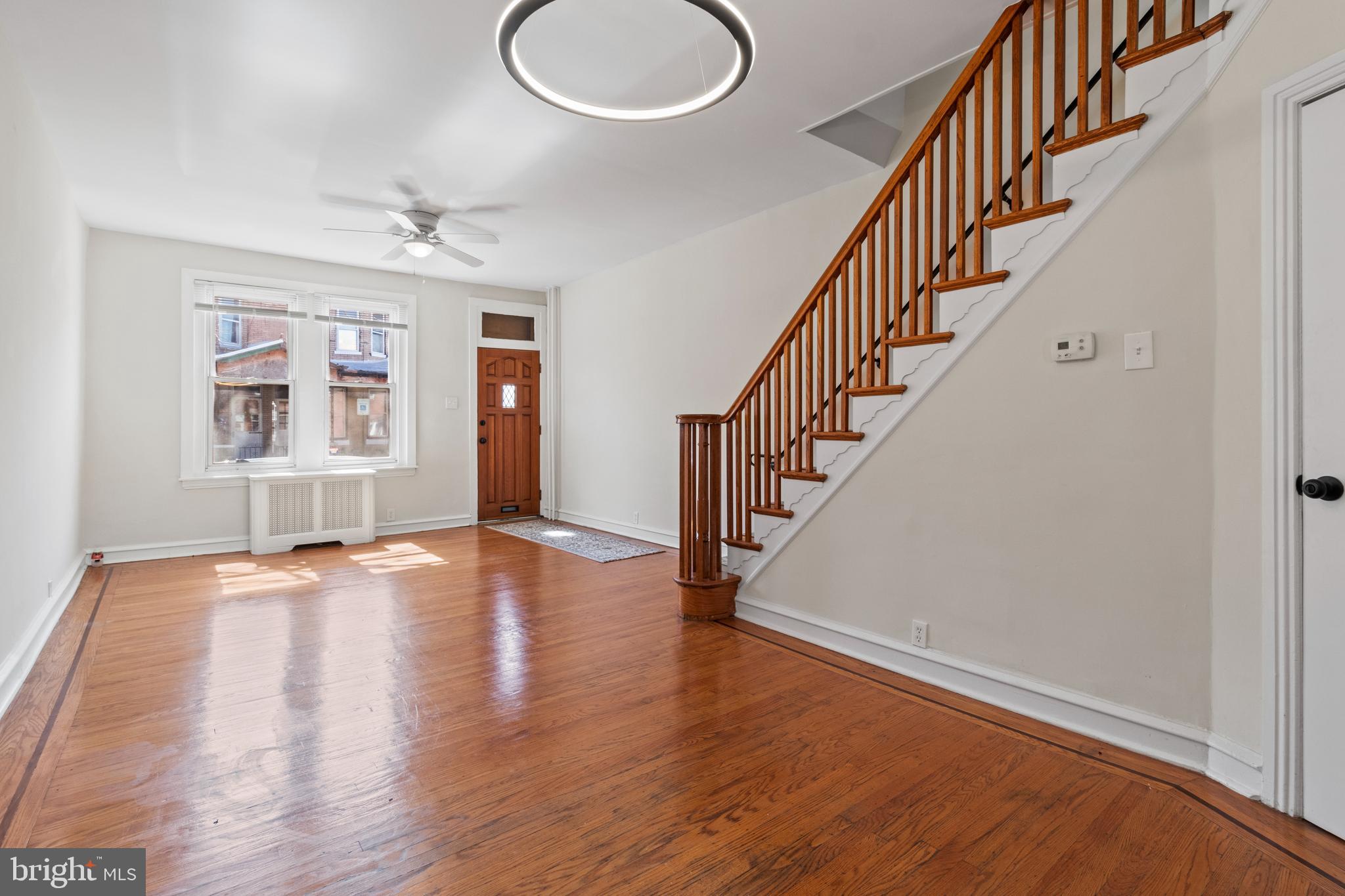 PORT RICHMOND - Residential Lease