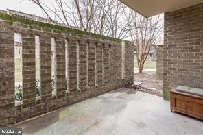 AMERICANA CENTRE - Residential Lease