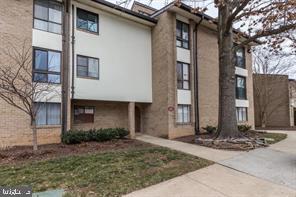 AMERICANA CENTRE - Residential Lease