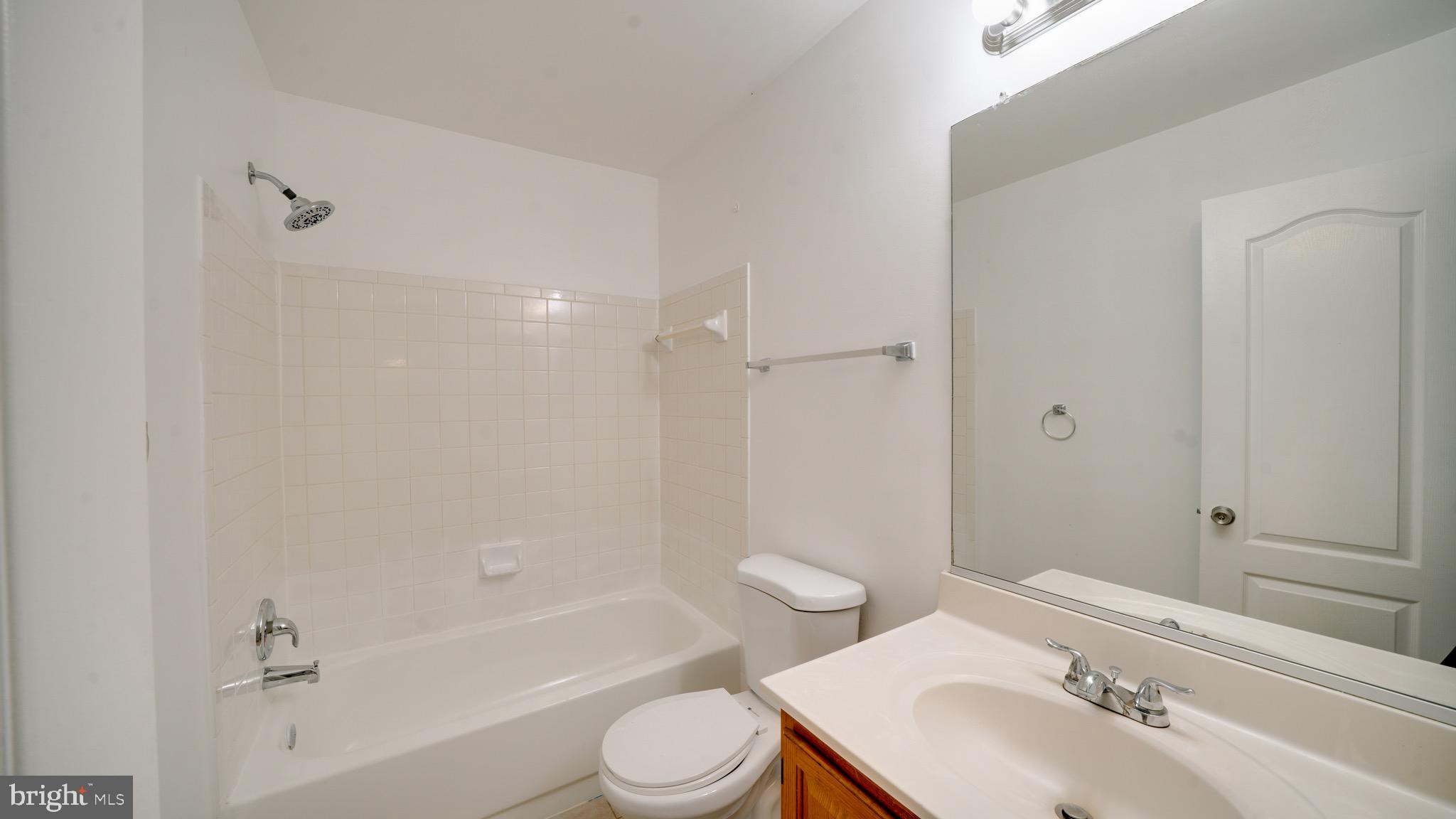 RIVER OAKS - Residential