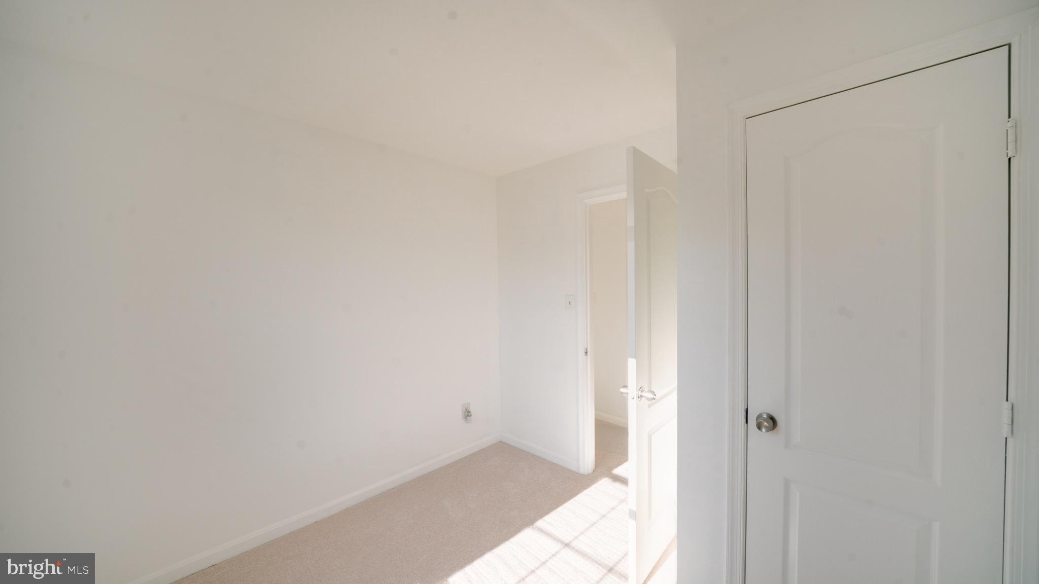 RIVER OAKS - Residential