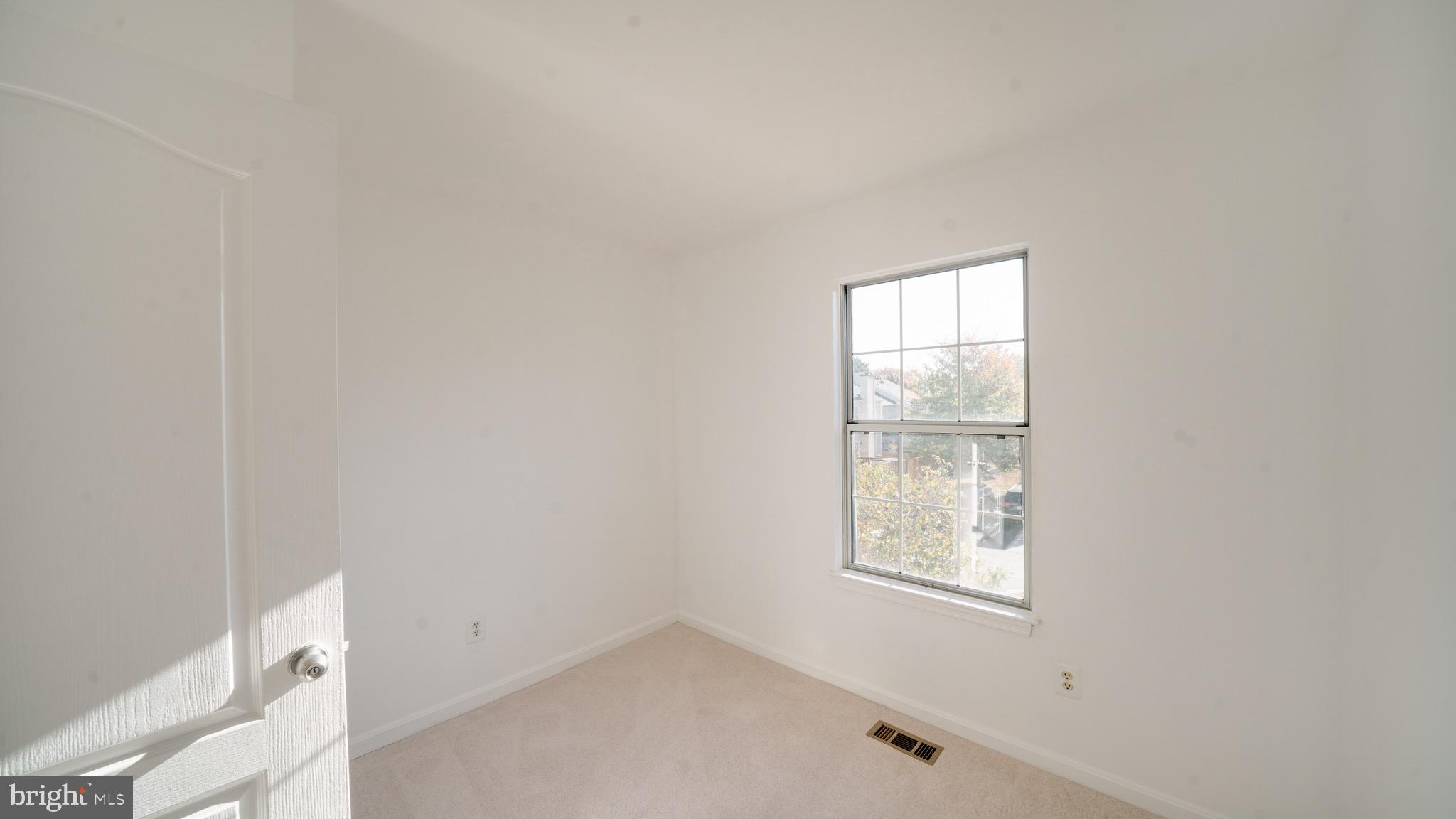 RIVER OAKS - Residential