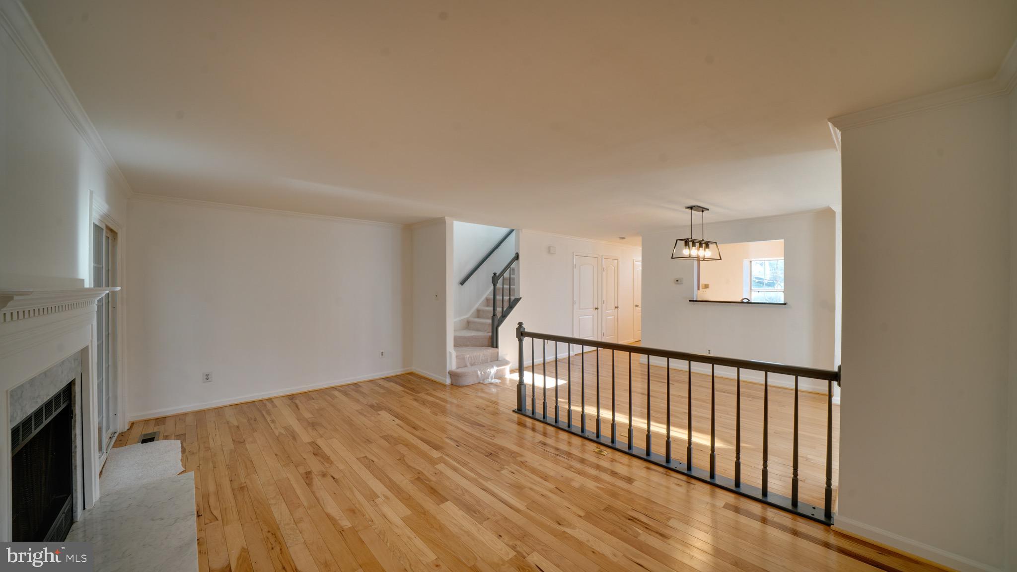 RIVER OAKS - Residential