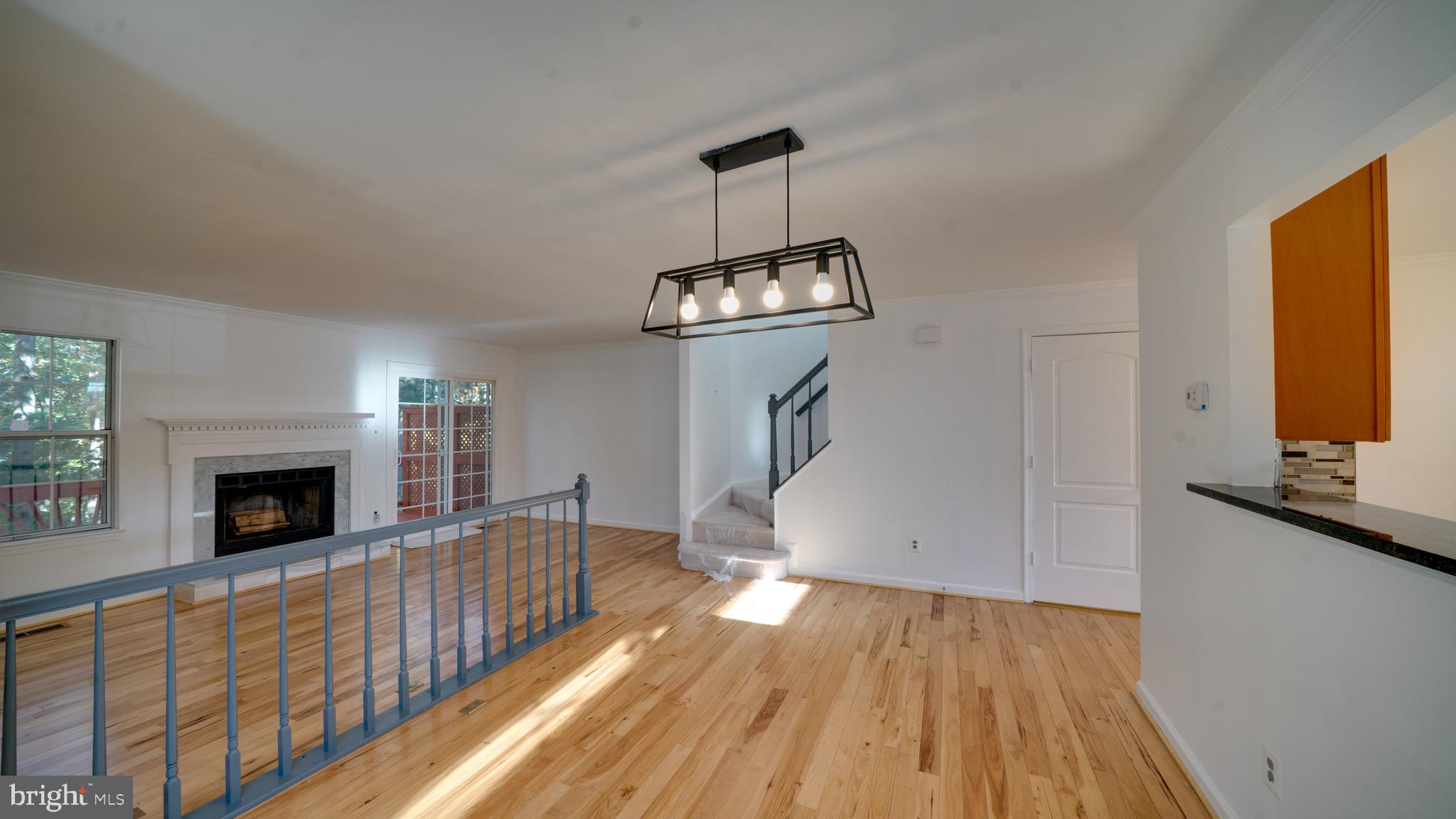 RIVER OAKS - Residential