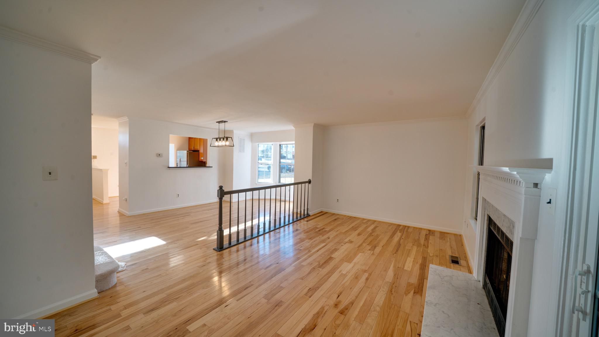 RIVER OAKS - Residential