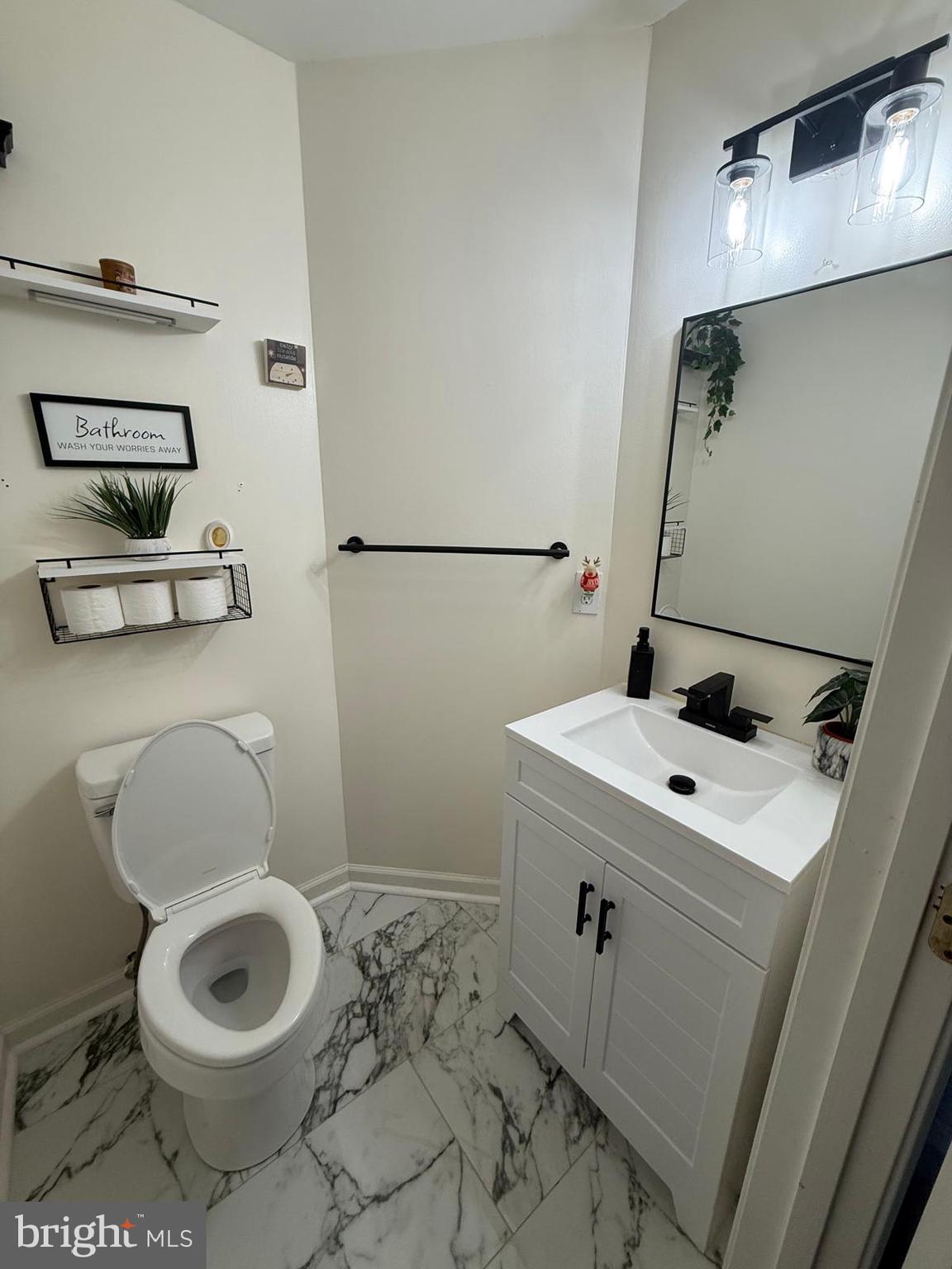 STAFFORD LAKES VILLAGE - Residential