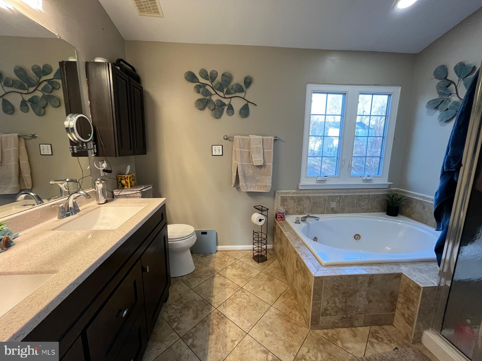 STAFFORD LAKES VILLAGE - Residential