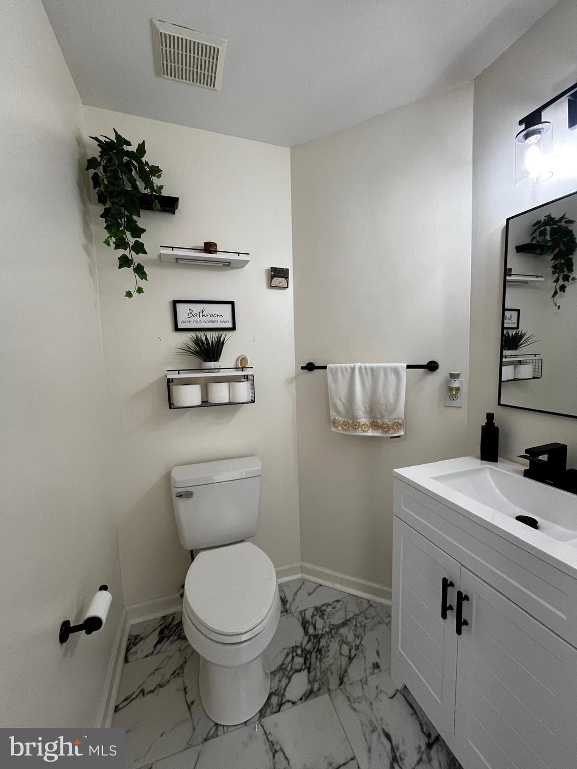 STAFFORD LAKES VILLAGE - Residential