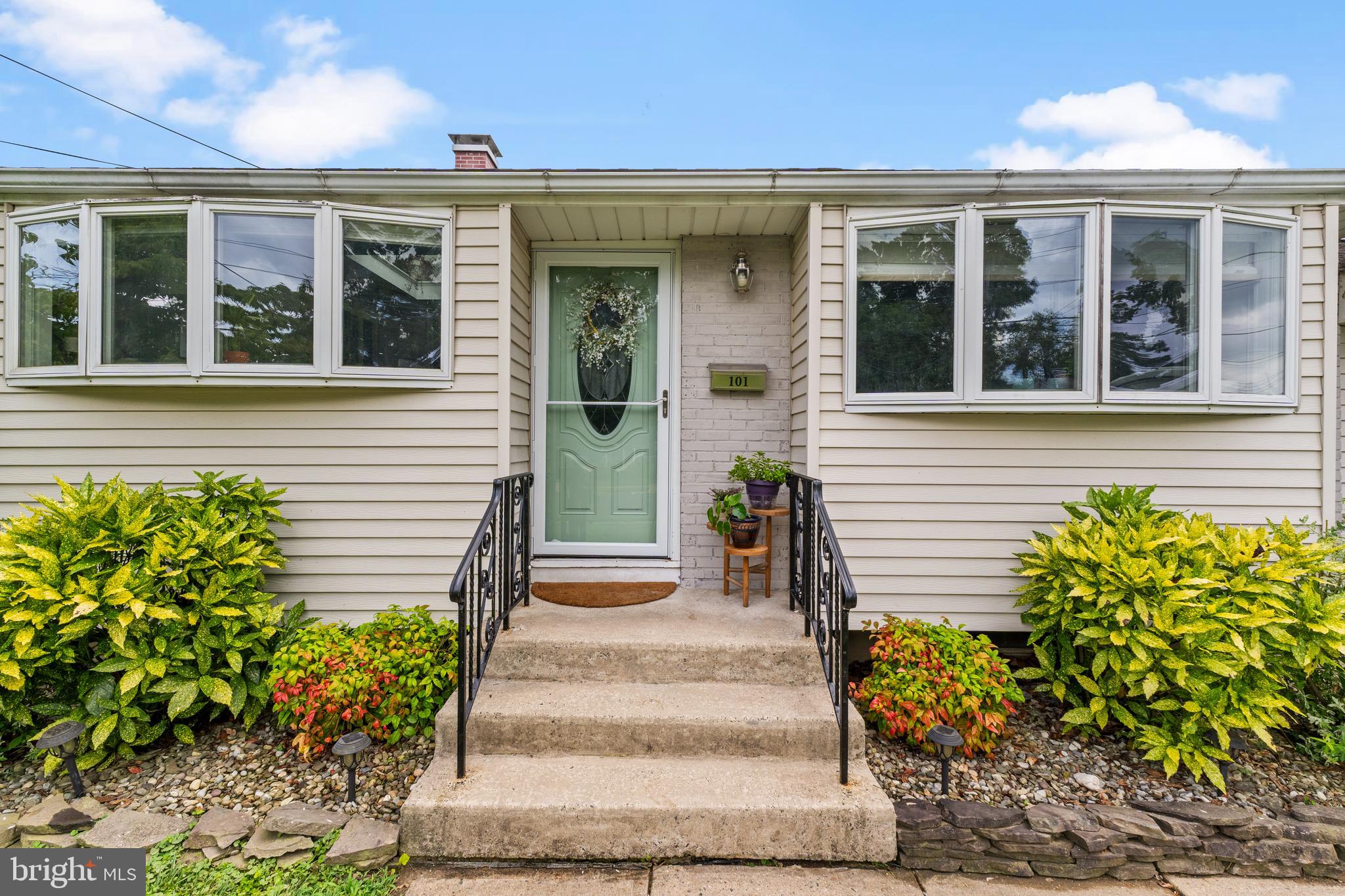 101 ELTON AVENUE