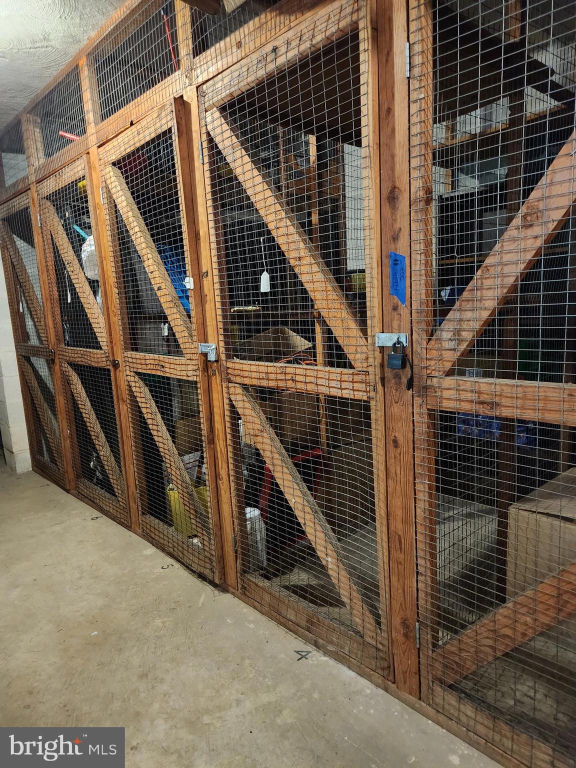 HAMLET HOUSE - Residential