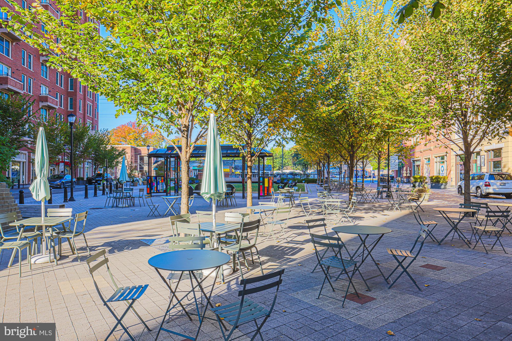 HAMLET HOUSE - Residential